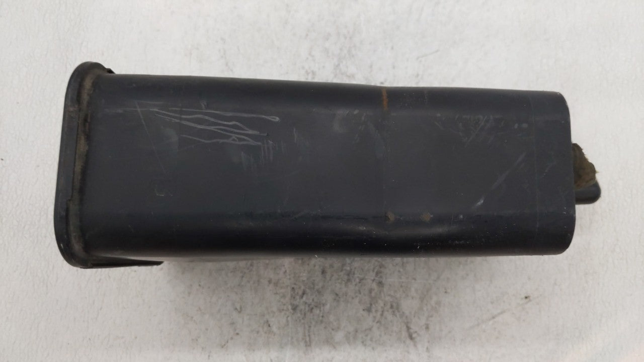 1999 Gmc 3500 Fuel Vapor Charcoal Canister - Oemusedautoparts1.com
