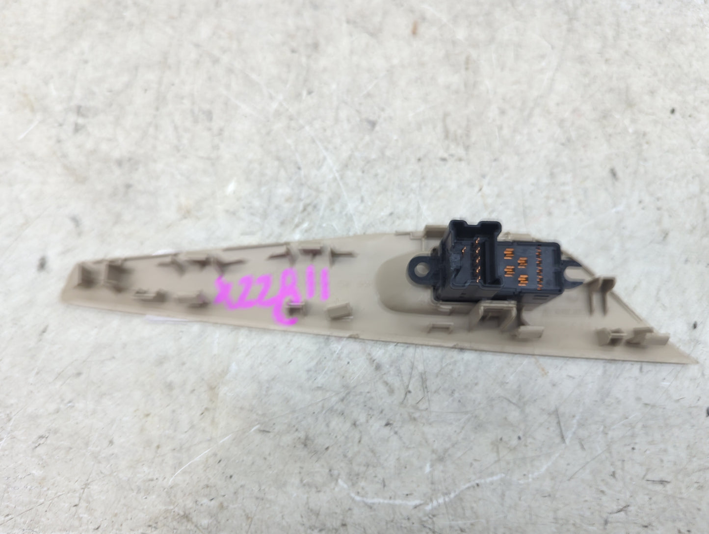 1999 Gmc Chevrolet Passenger Right Rear Power Window Switch 82961 3ta0 - Oemusedautoparts1.com