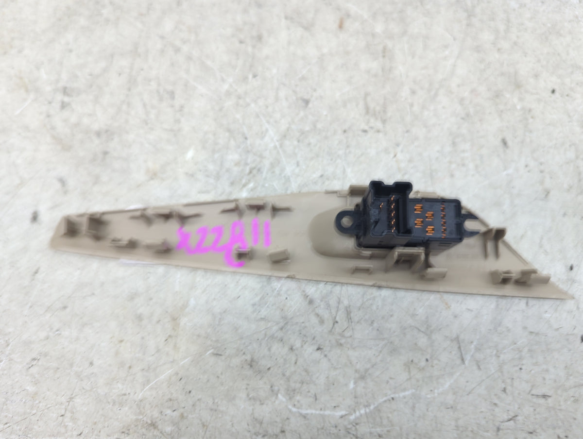 1999 Gmc Chevrolet Passenger Right Rear Power Window Switch 82961 3ta0 - Oemusedautoparts1.com