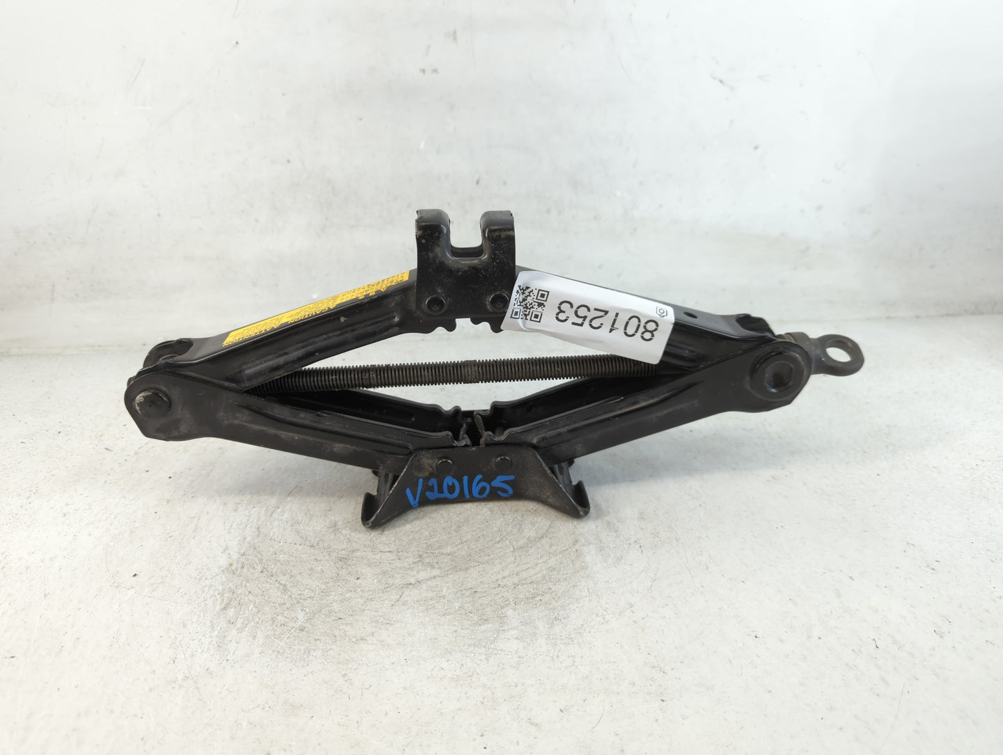 1999 Gmc Chevrolet Spare Scissor Car Jack - Oemusedautoparts1.com
