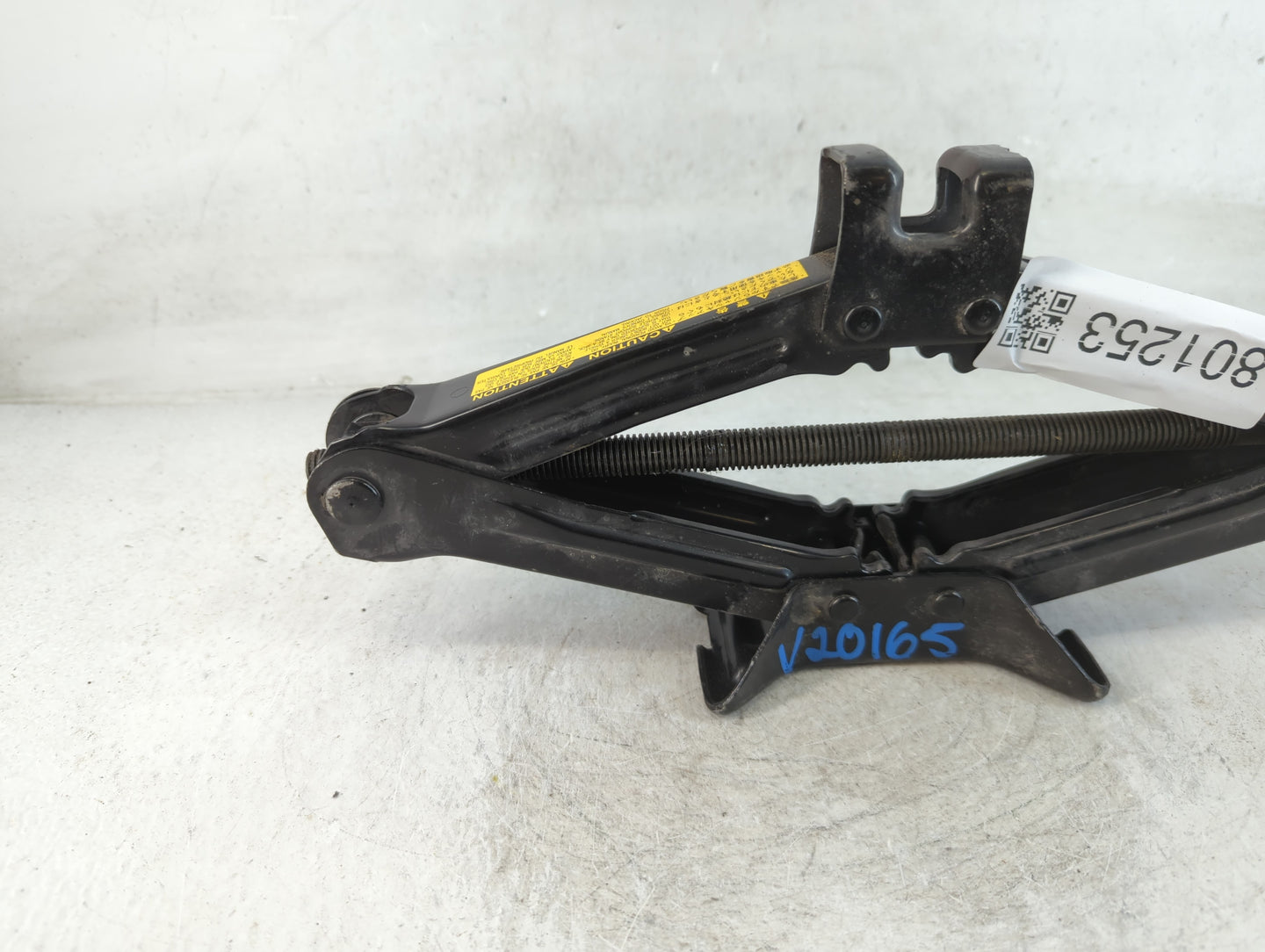 1999 Gmc Chevrolet Spare Scissor Car Jack - Oemusedautoparts1.com