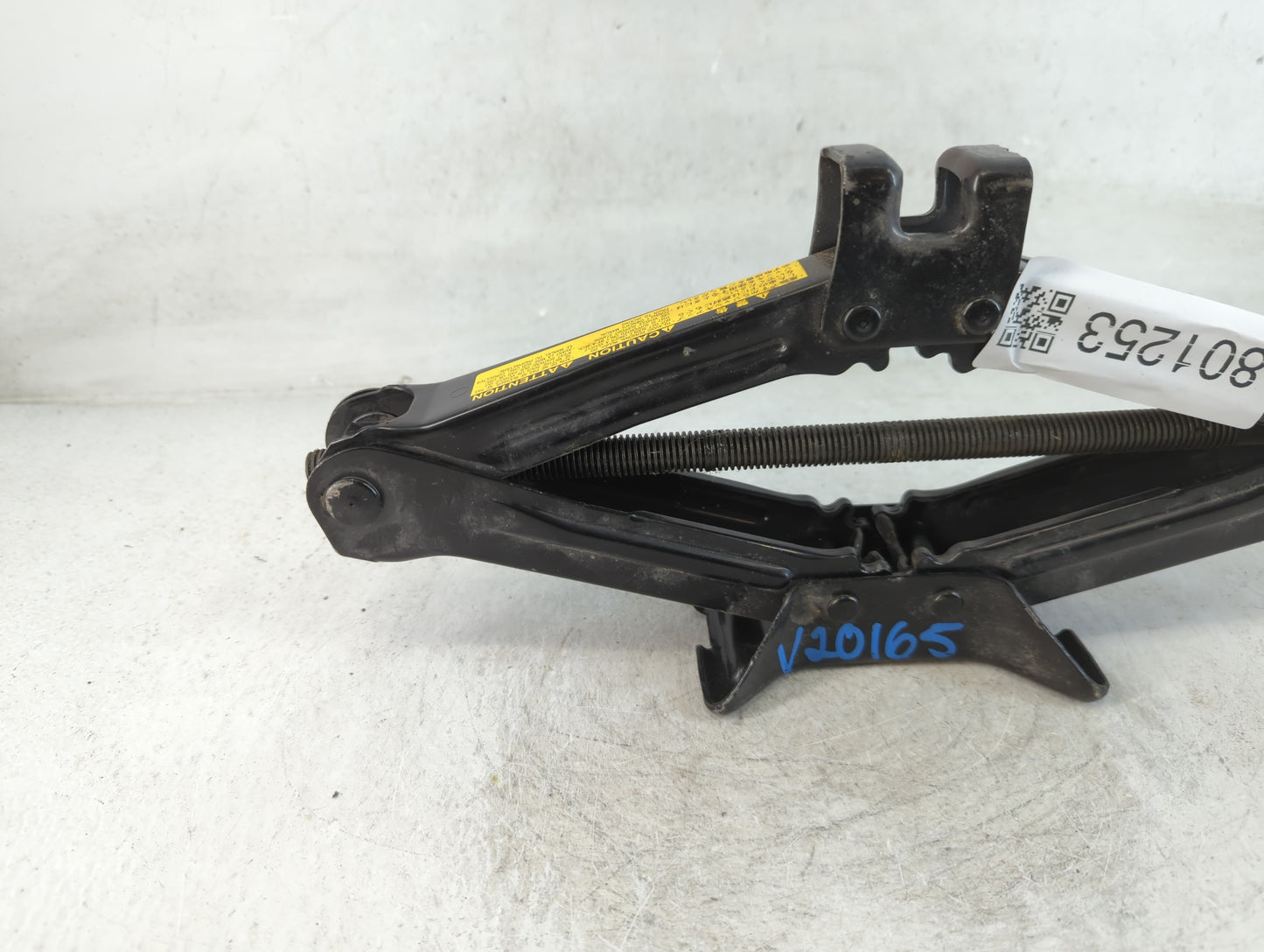 1999 Gmc Chevrolet Spare Scissor Car Jack - Oemusedautoparts1.com