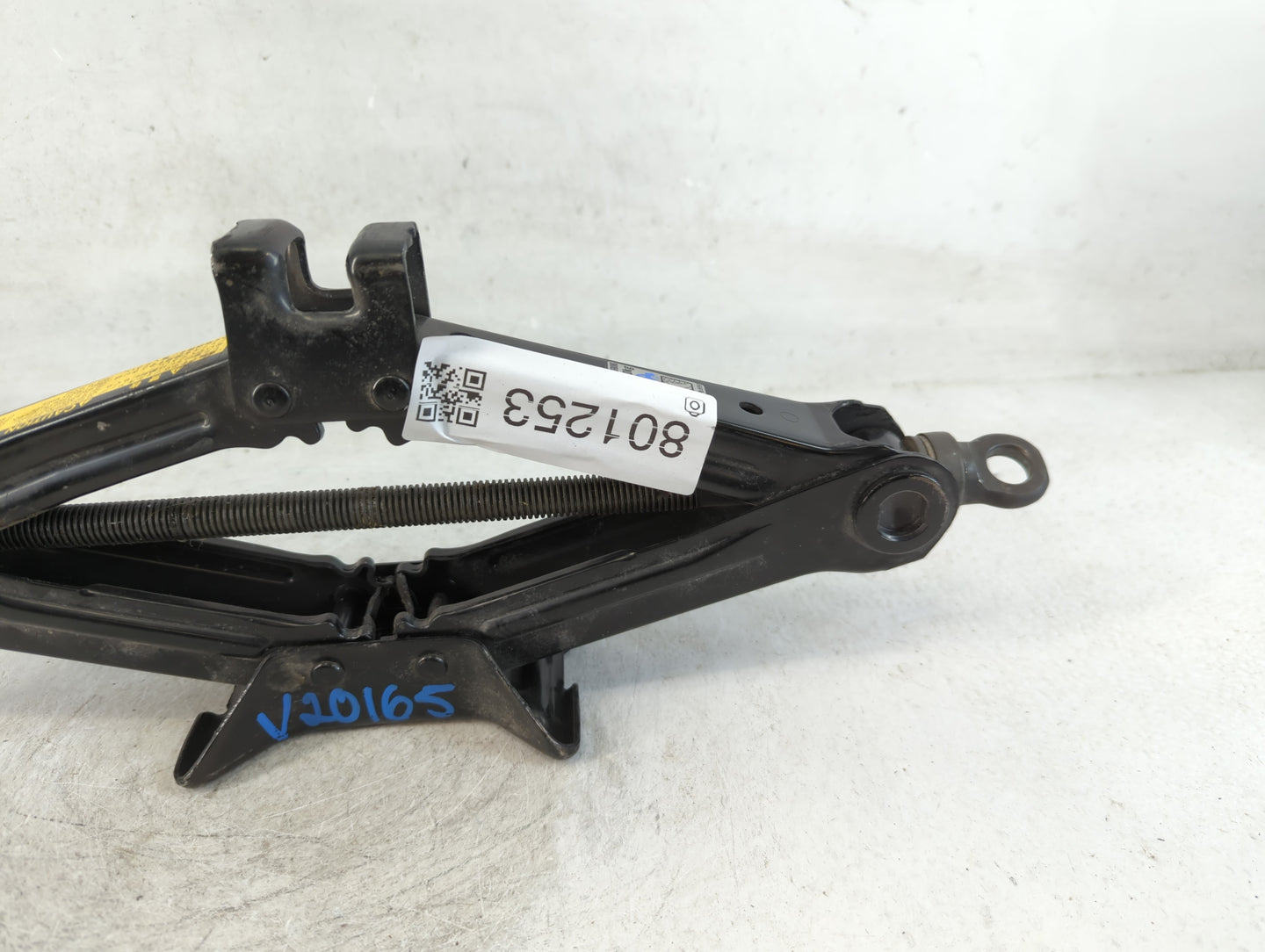 1999 Gmc Chevrolet Spare Scissor Car Jack - Oemusedautoparts1.com
