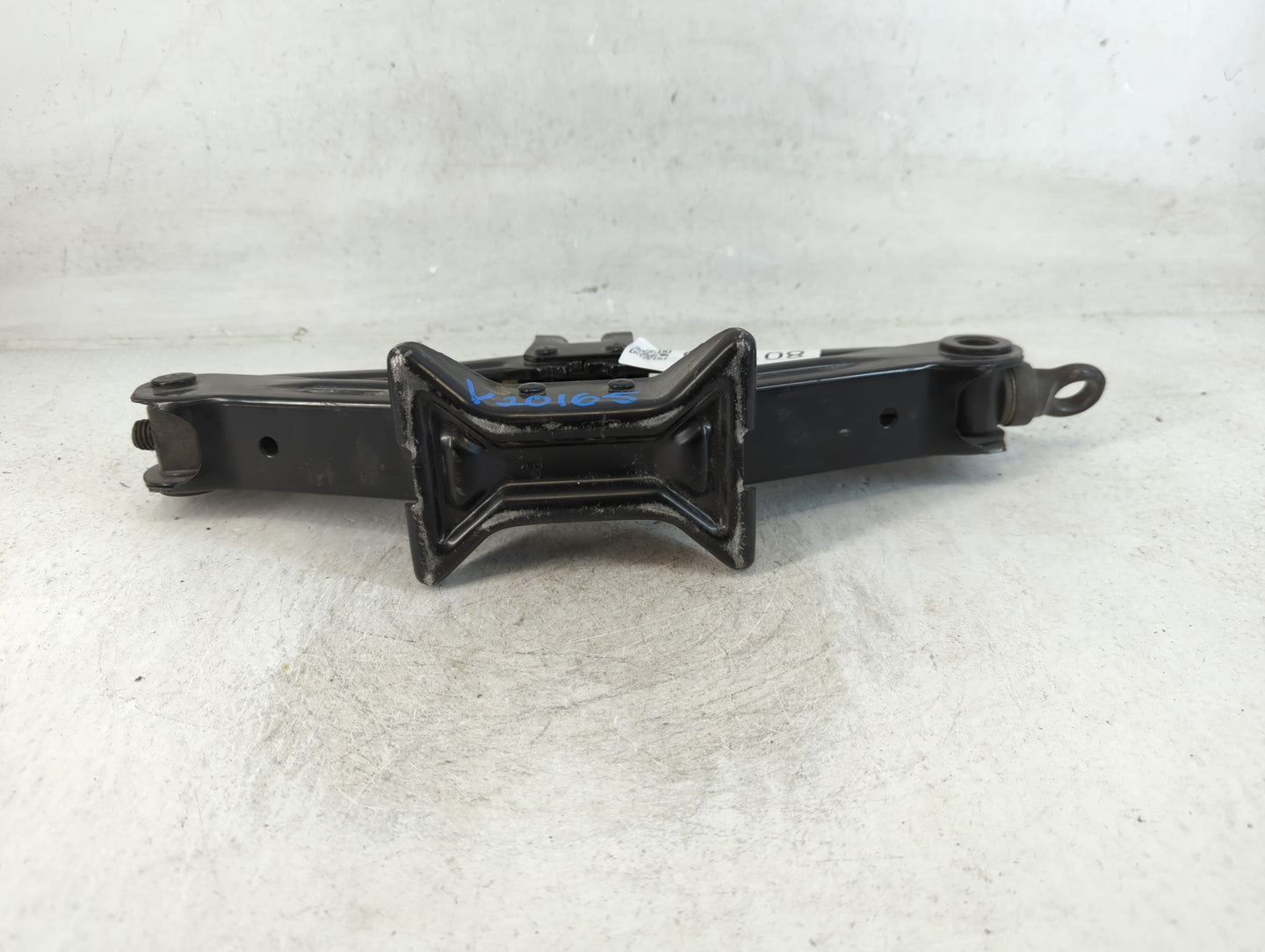 1999 Gmc Chevrolet Spare Scissor Car Jack - Oemusedautoparts1.com