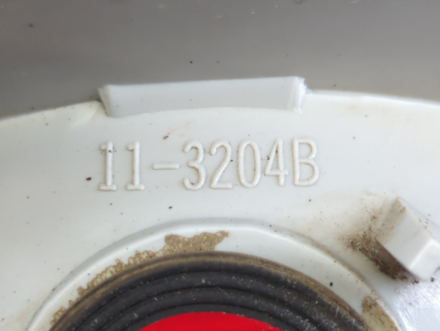 1999 Gmc Envoy Tail Light Assembly Driver Left OEM P/N:11-3204B Fits OEM Used Auto Parts - Oemusedautoparts1.com