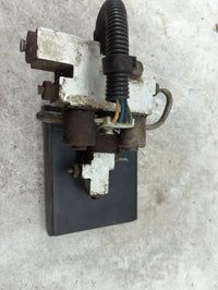 1999 Gmc Gmc 1500 Pickup Anti-Lock Brake ABS Pump Module Actuator OEM Fits OEM Used Auto Parts - Oemusedautoparts1.com