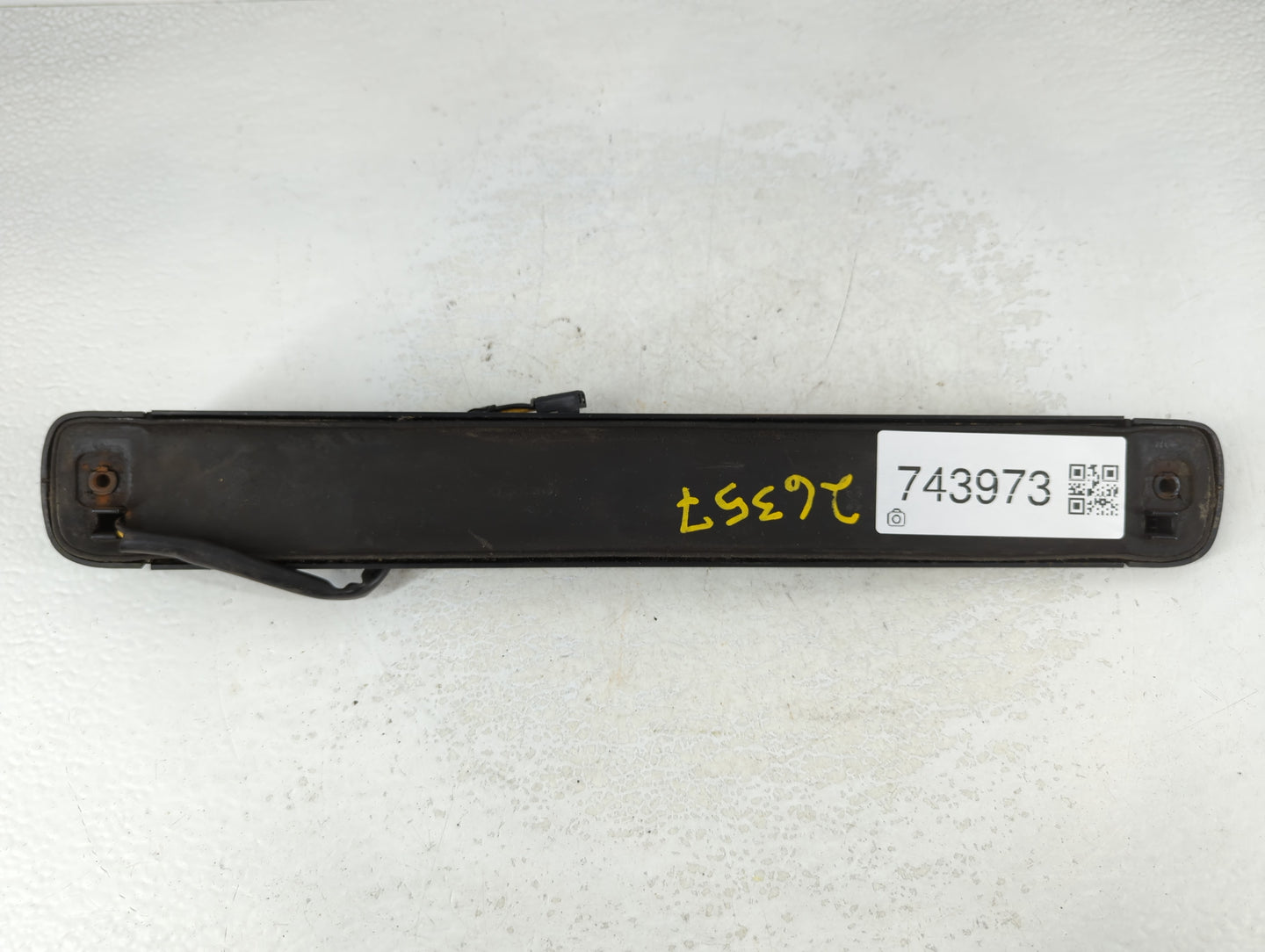 1999 Gmc Jimmy Third Brake Light Tail Light P/N:GM8399 Fits OEM Used Auto Parts - Oemusedautoparts1.com