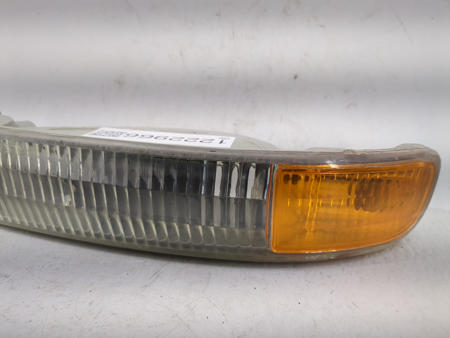 1999-2007 Gmc Sierra 1500 Driver Left Oem Front Light Lamp - Oemusedautoparts1.com