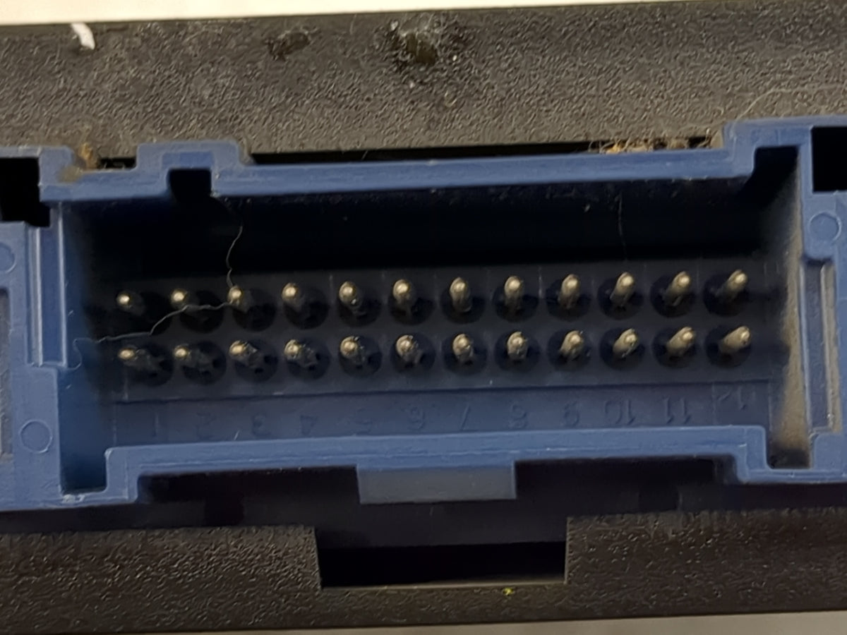 1999-2000 Gmc Sierra 1500 Body Control Module Bcm - Oemusedautoparts1.com