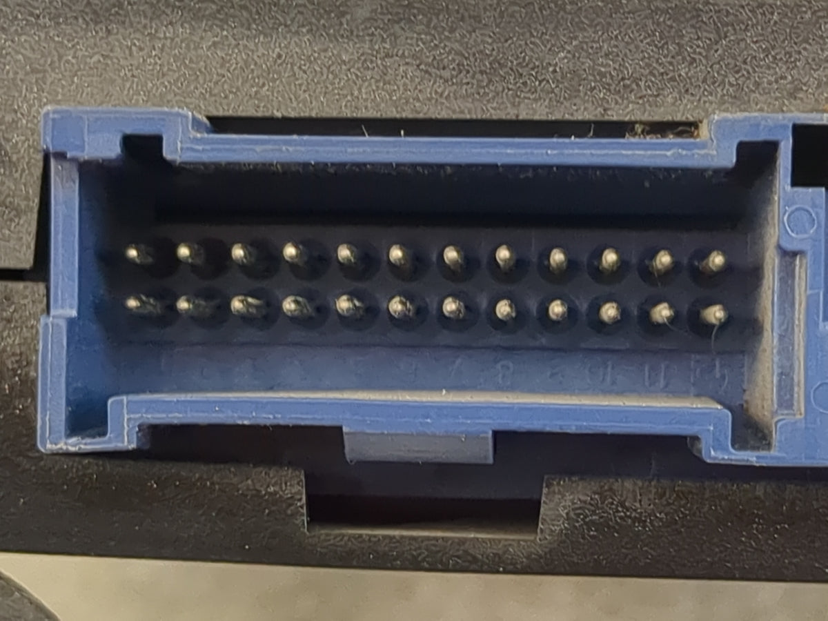 1999-2000 Gmc Sierra 1500 Body Control Module Bcm - Oemusedautoparts1.com
