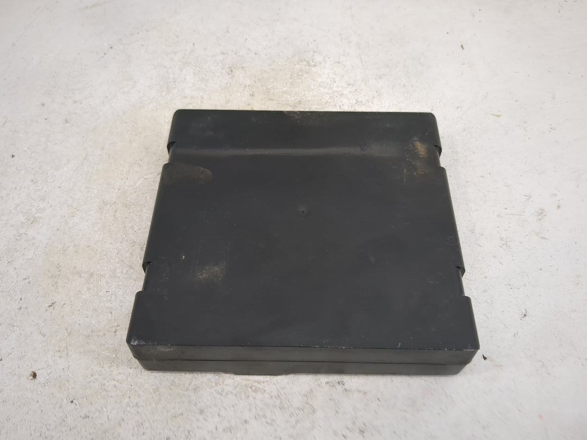 1999-2000 Gmc Sierra 1500 Body Control Module Bcm - Oemusedautoparts1.com