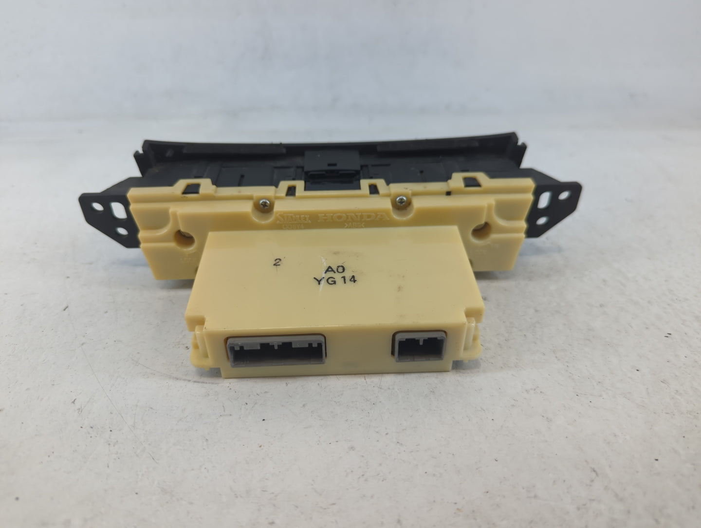 1999-2002 Gmc Sierra 1500 Climate Control Module Temperature AC/Heater Replacement P/N:9064 09361355 Fits Fits 1999 2000 200