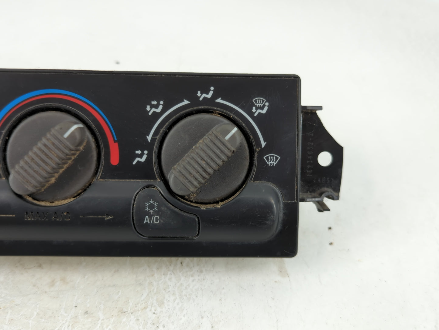 1999-2002 Gmc Sierra 1500 Climate Control Module Temperature AC/Heater Replacement P/N:09361355 Fits Fits 1999 2000 2001 200