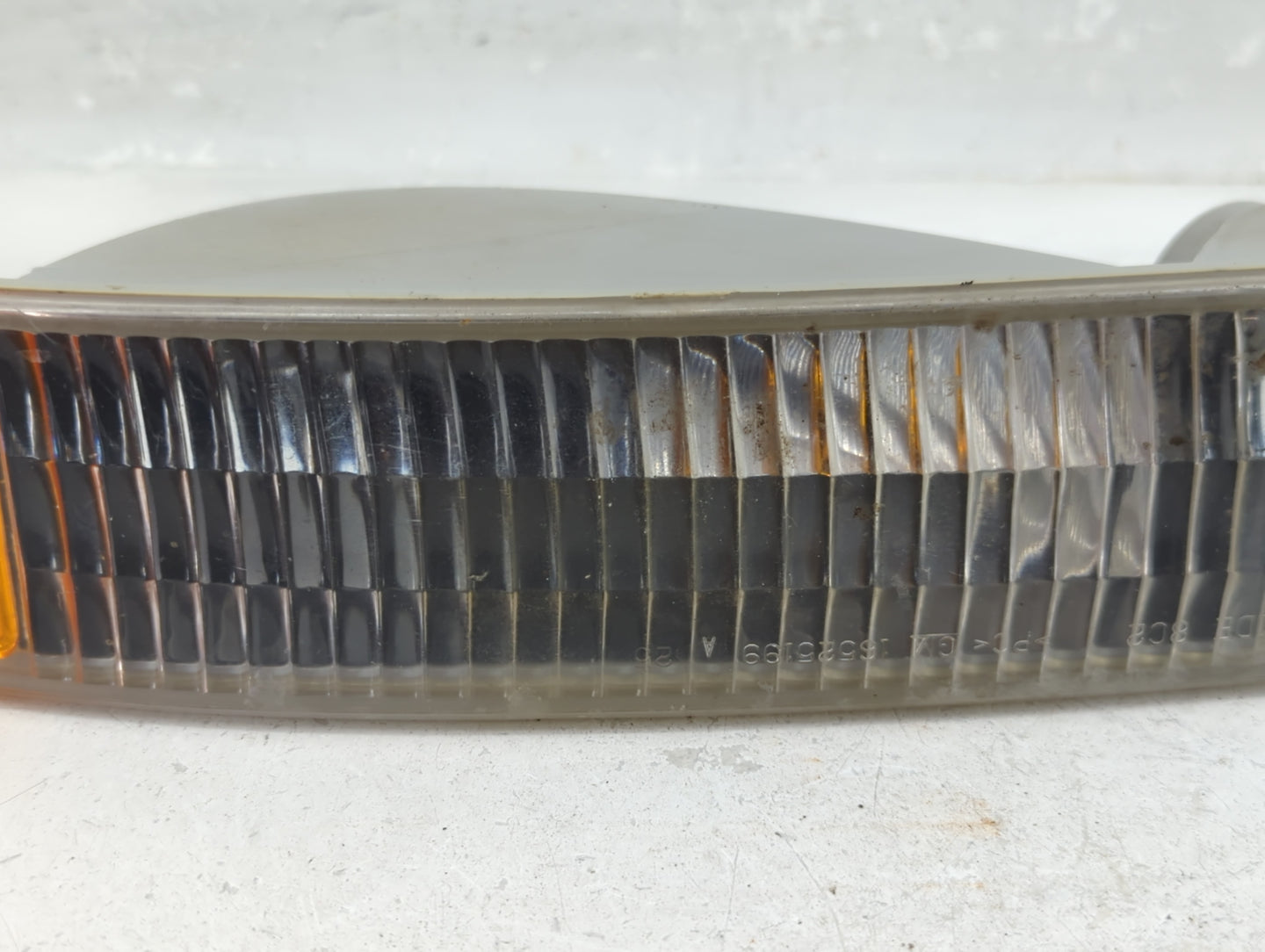 1999-2004 Gmc Sierra 2500 Driver Left Oem Front Light Lamp - Oemusedautoparts1.com