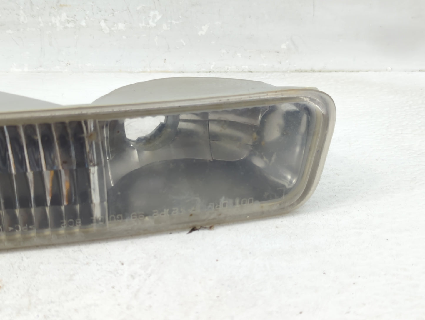 1999-2004 Gmc Sierra 2500 Driver Left Oem Front Light Lamp - Oemusedautoparts1.com