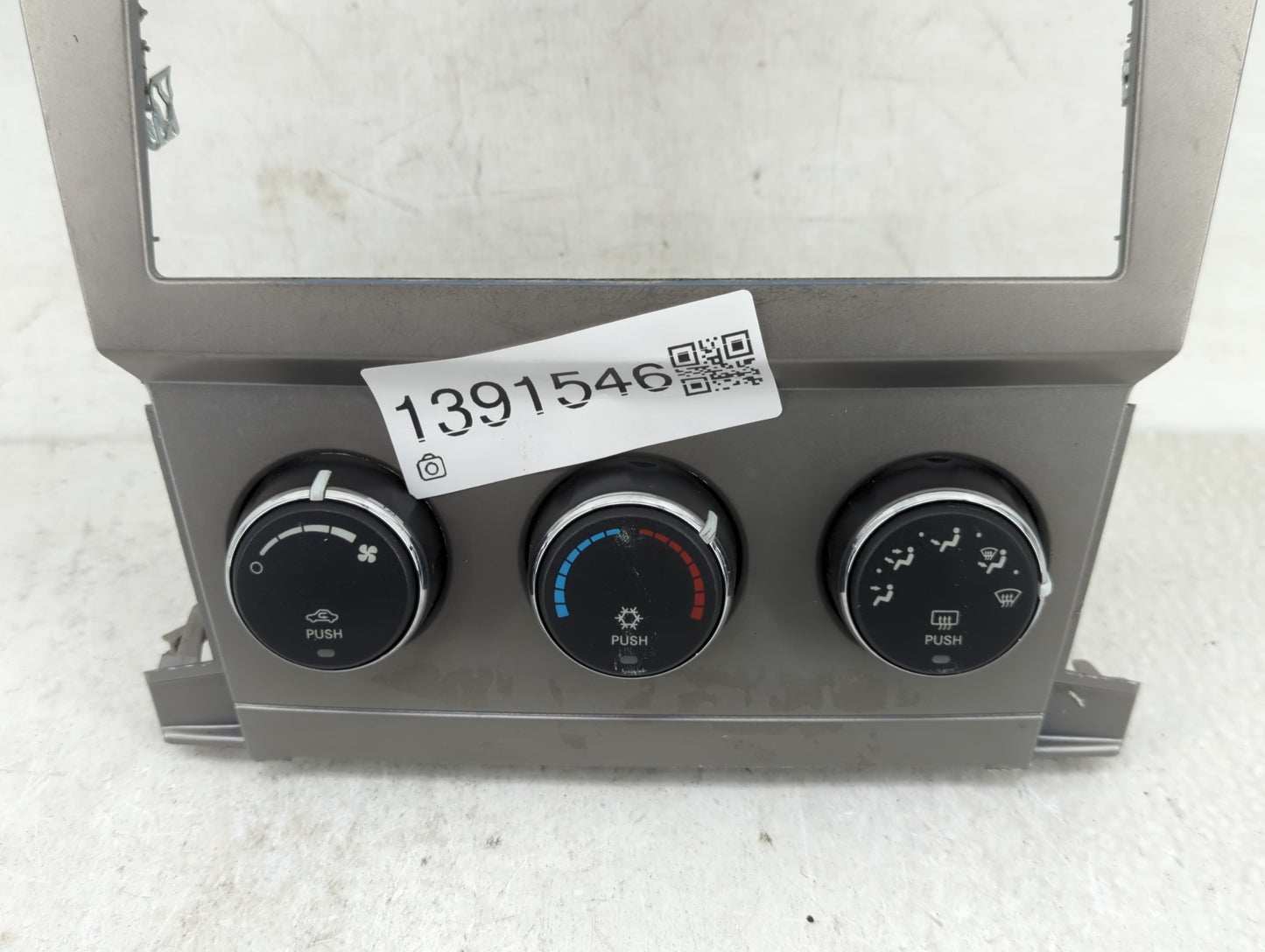 1998-2000 Honda Accord Climate Control Module Temperature AC/Heater Replacement P/N:P55111889AA Fits Fits 1998 1999 2000 OEM