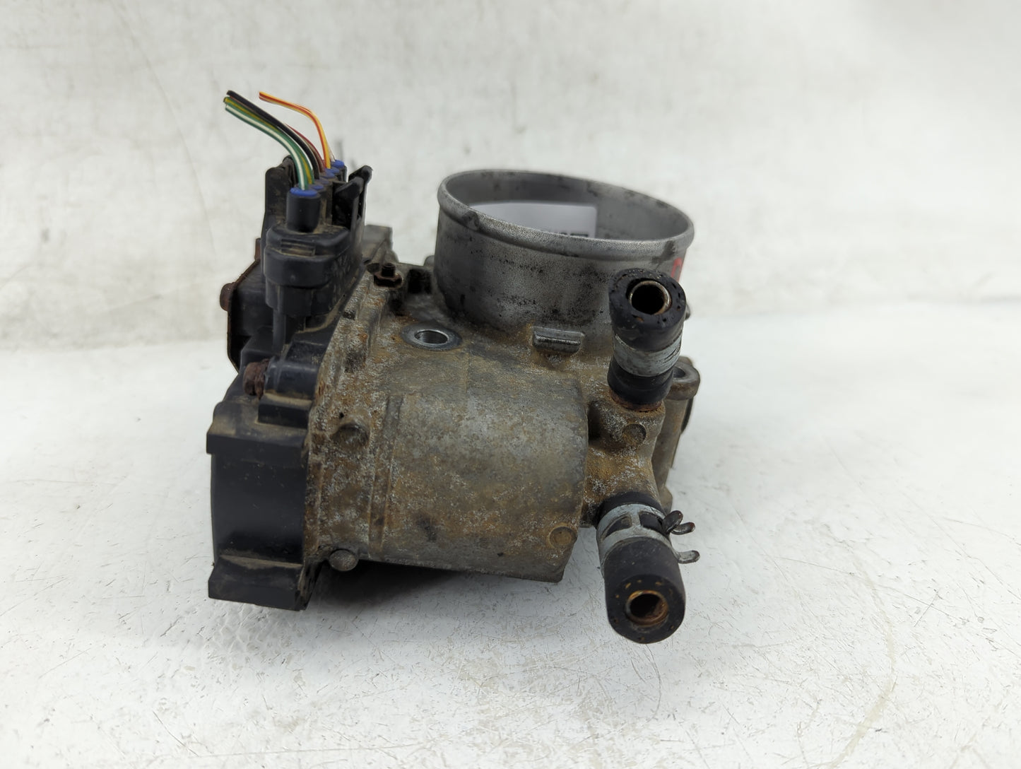 1998-2002 Honda Accord Throttle Body Fits Fits 1998 1999 2000 2001 2002 OEM Used Auto Parts - Oemusedautoparts1.com