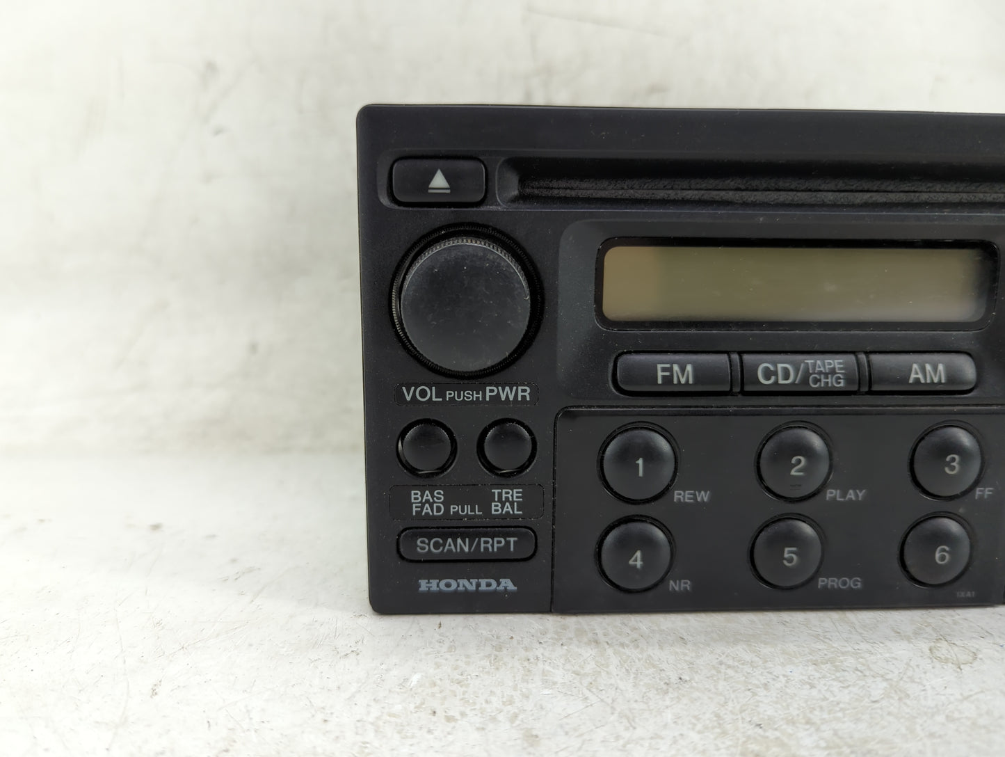 1998-2000 Honda Accord Radio AM FM Cd Player Receiver Replacement P/N:39100-S84-A210 Fits Fits 1998 1999 2000 OEM Used Auto 
