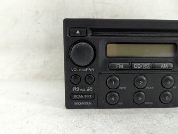 1998-2000 Honda Accord Radio AM FM Cd Player Receiver Replacement P/N:39100-S84-A210 Fits Fits 1998 1999 2000 OEM Used Auto Parts