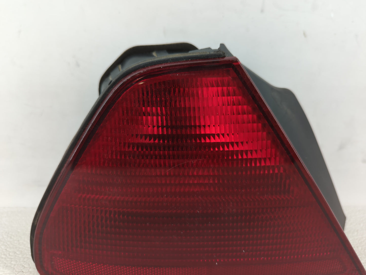 1998-2002 Honda Accord Tail Light Assembly Driver Left OEM P/N:2VA 938 864 2VA 989 864 Fits Fits 1998 1999 2000 2001 2002 OE
