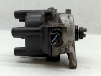 compare product 1999 Honda Accord Engine Ignition Distributor OEM P/N:D6P96-01 Fits OEM Used Auto Parts