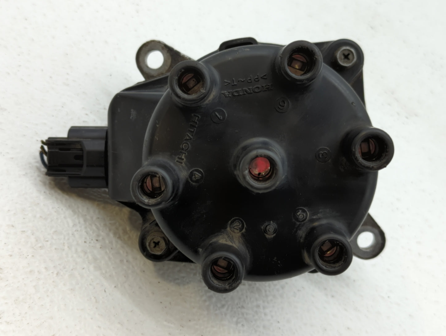 1999 Honda Accord Engine Ignition Distributor OEM P/N:D6P96-01 Fits OEM Used Auto Parts - Oemusedautoparts1.com