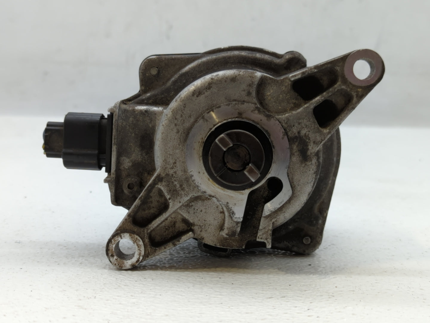 1999 Honda Accord Engine Ignition Distributor OEM P/N:D6P96-01 Fits OEM Used Auto Parts - Oemusedautoparts1.com