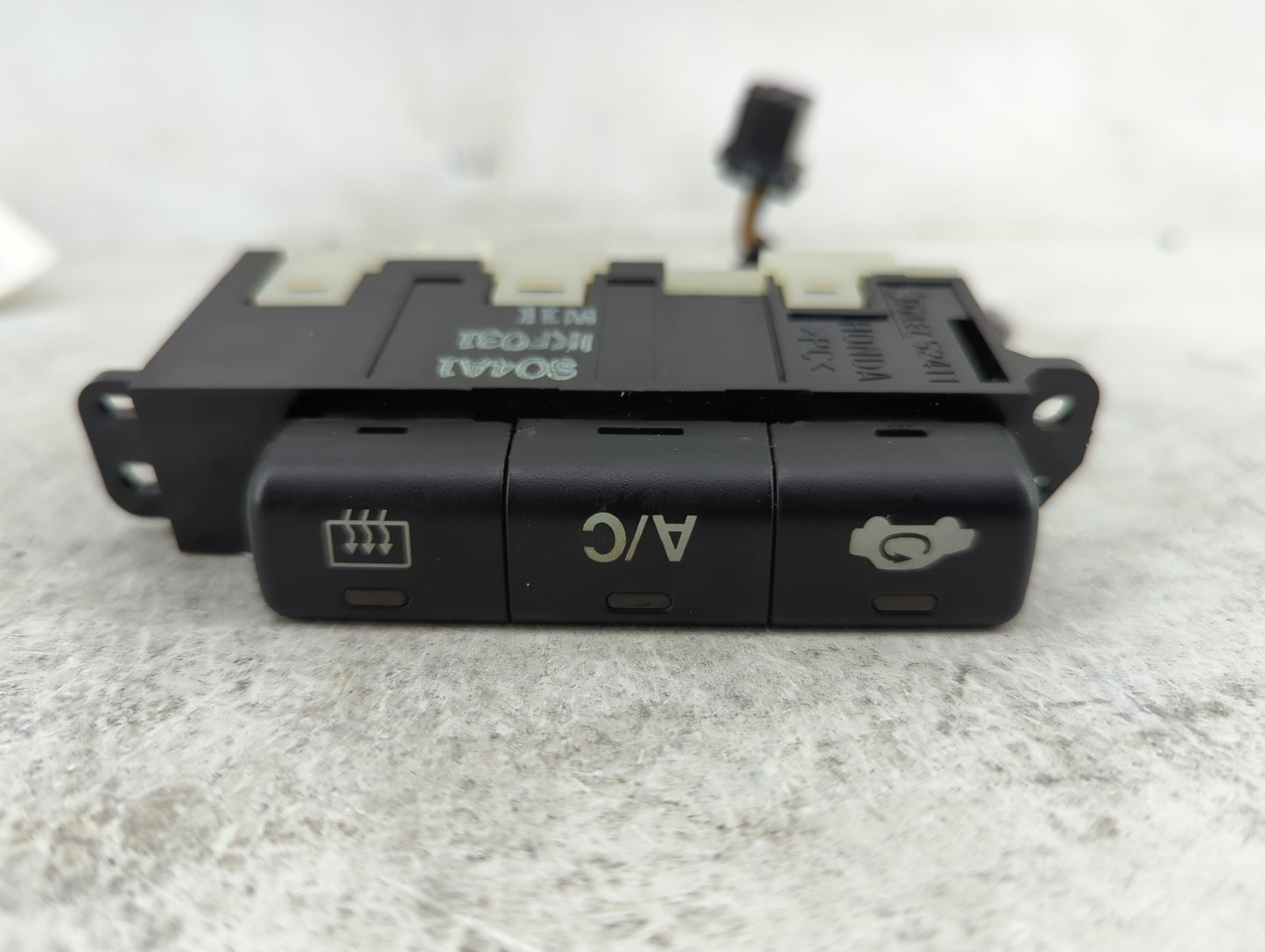 1999-2000 Honda Civic Climate Control Module Temperature AC/Heater Replacement P/N:S04A1 1KF031 Fits Fits 1999 2000 OEM Used