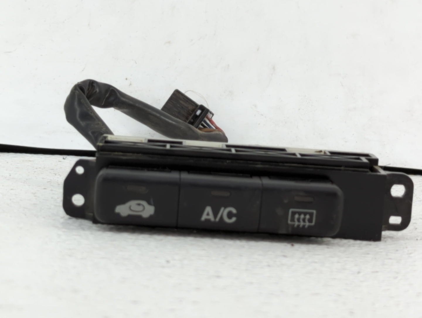1999-2000 Honda Civic Climate Control Module Temperature AC/Heater Replacement P/N:S04A1 52411 Fits Fits 1999 2000 OEM Used 