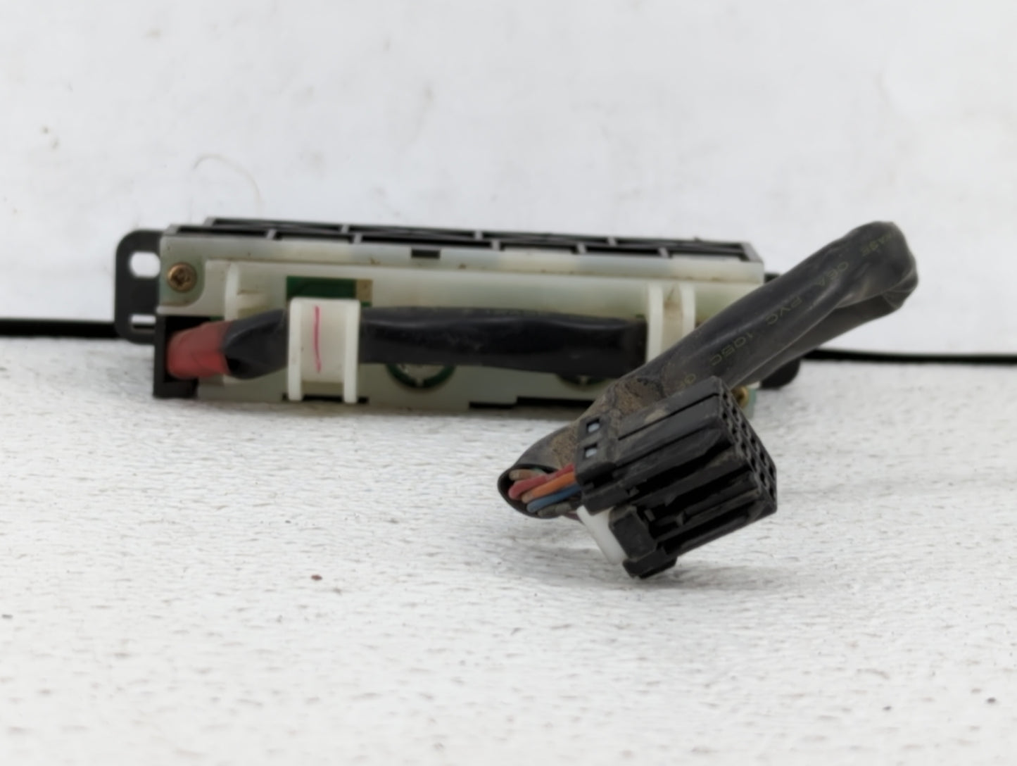 1999-2000 Honda Civic Climate Control Module Temperature AC/Heater Replacement P/N:S04A1 52411 Fits Fits 1999 2000 OEM Used 