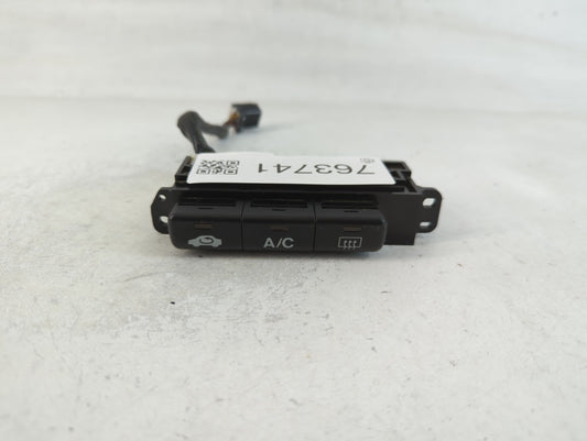 1999-2000 Honda Civic Climate Control Module Temperature AC/Heater Replacement P/N:IKH09 Fits Fits 1999 2000 OEM Used Auto P