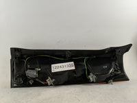 1999 Honda Cr-V Tail Light Assembly Driver Left OEM P/N:043-2200 Fits OEM Used Auto Parts - Oemusedautoparts1.com