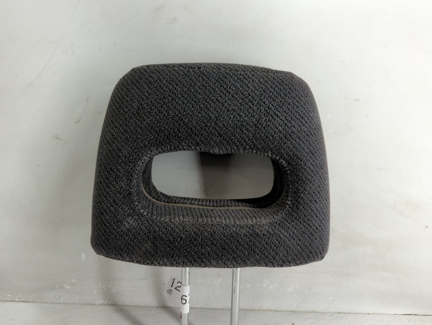 1998-2001 Honda Cr-V Headrest Head Rest Front Driver Passenger Seat Fits Fits 1998 1999 2000 2001 OEM Used Auto Parts - Oemu