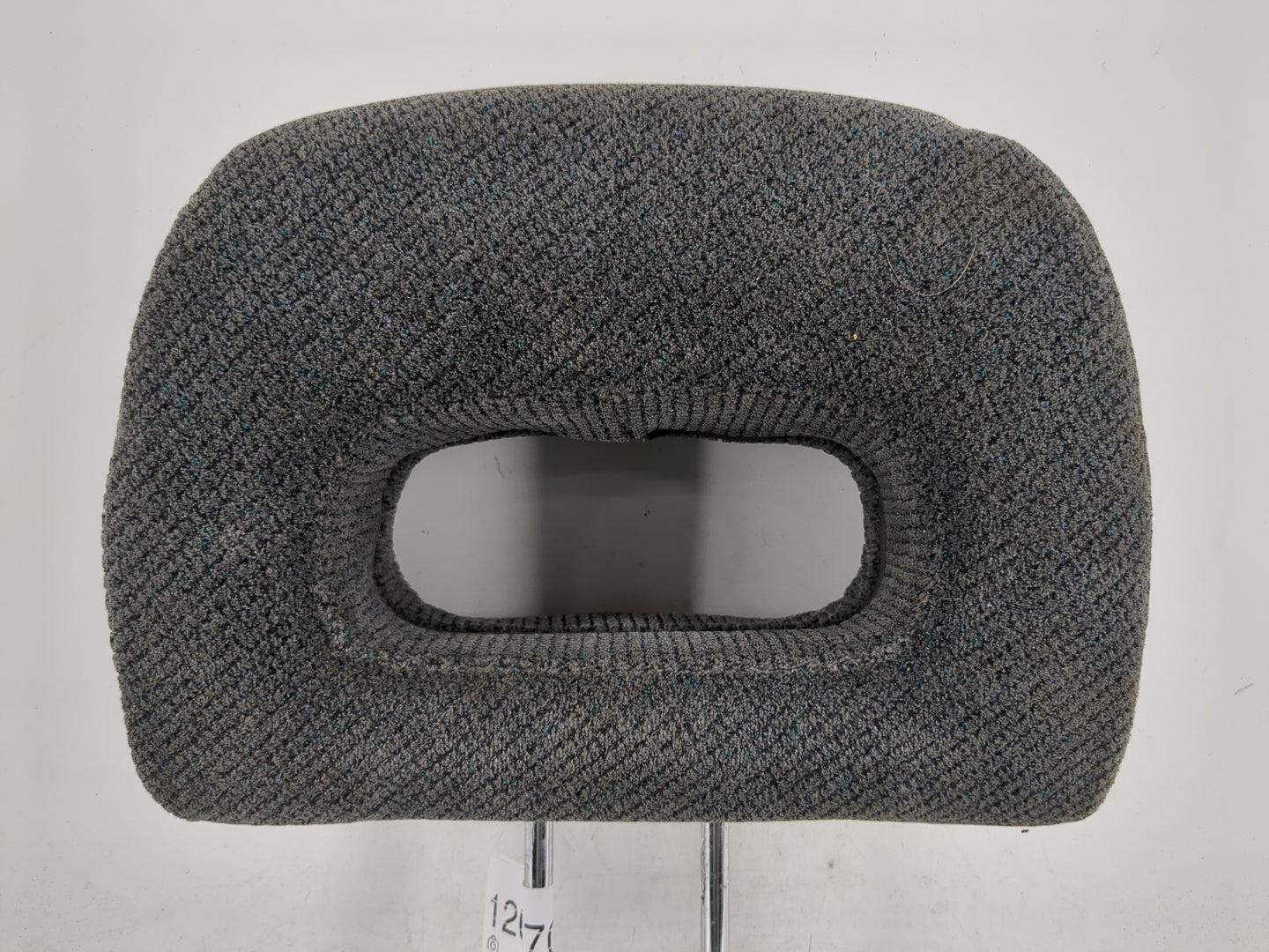 1998-2001 Honda Cr-V Headrest Head Rest Rear Seat Fits Fits 1998 1999 2000 2001 OEM Used Auto Parts - Oemusedautoparts1.com