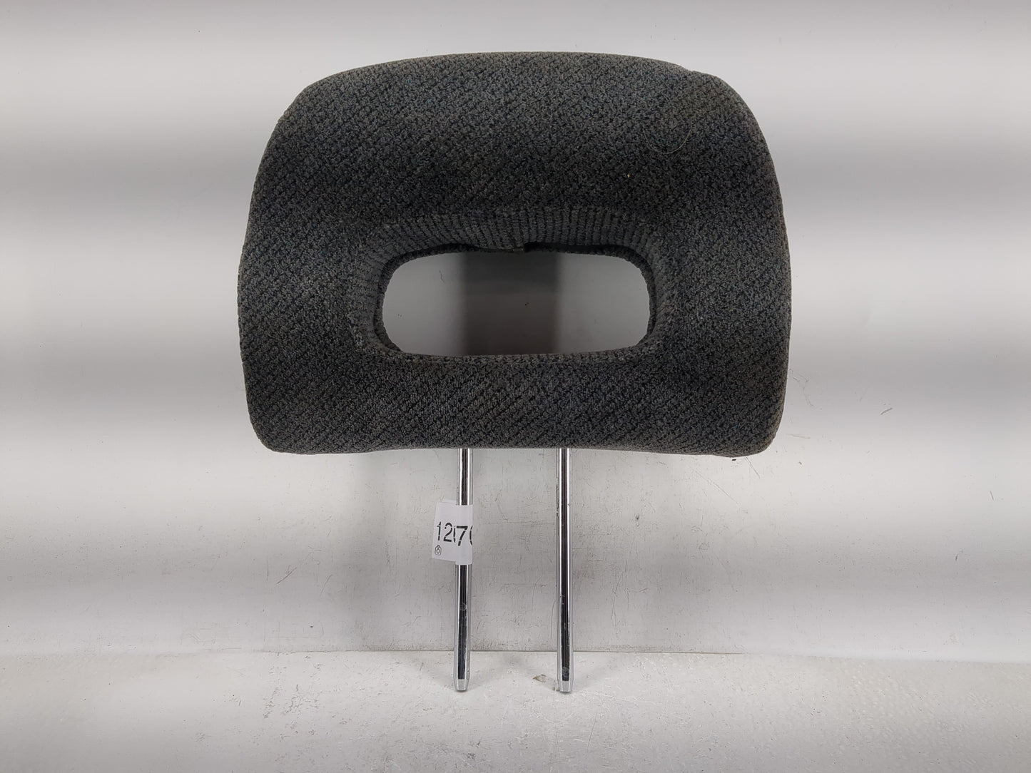 1998-2001 Honda Cr-V Headrest Head Rest Rear Seat Fits Fits 1998 1999 2000 2001 OEM Used Auto Parts - Oemusedautoparts1.com