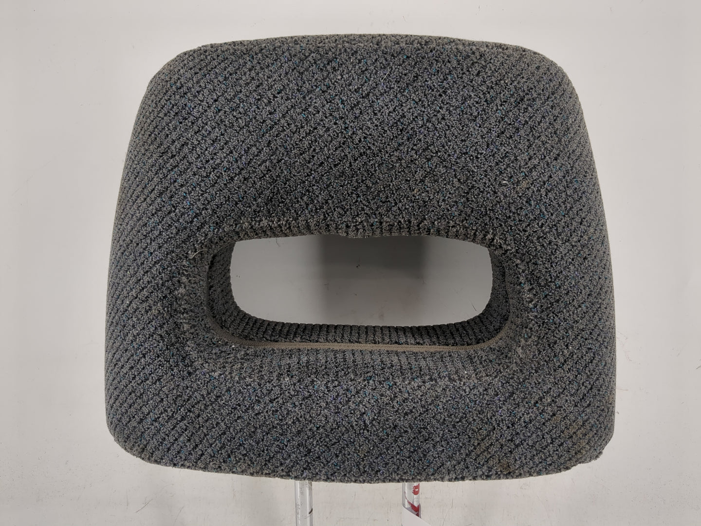 1998-2001 Honda Cr-V Headrest Head Rest Rear Seat Fits Fits 1998 1999 2000 2001 OEM Used Auto Parts - Oemusedautoparts1.com