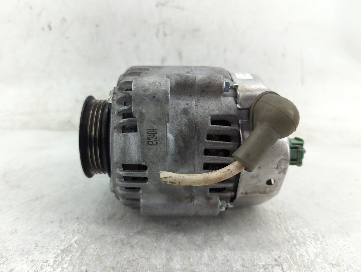 1999-2001 Honda Cr-V Alternator Replacement Generator Charging Assembly Engine OEM P/N:102211-1260 Fits Fits 1999 2000 2001 