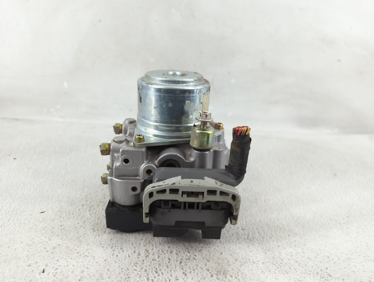 1999-2004 Honda Odyssey ABS Pump Control Module Replacement P/N:X8V03V1-0384 Fits Fits 1999 2000 2001 2002 2003 2004 OEM Use