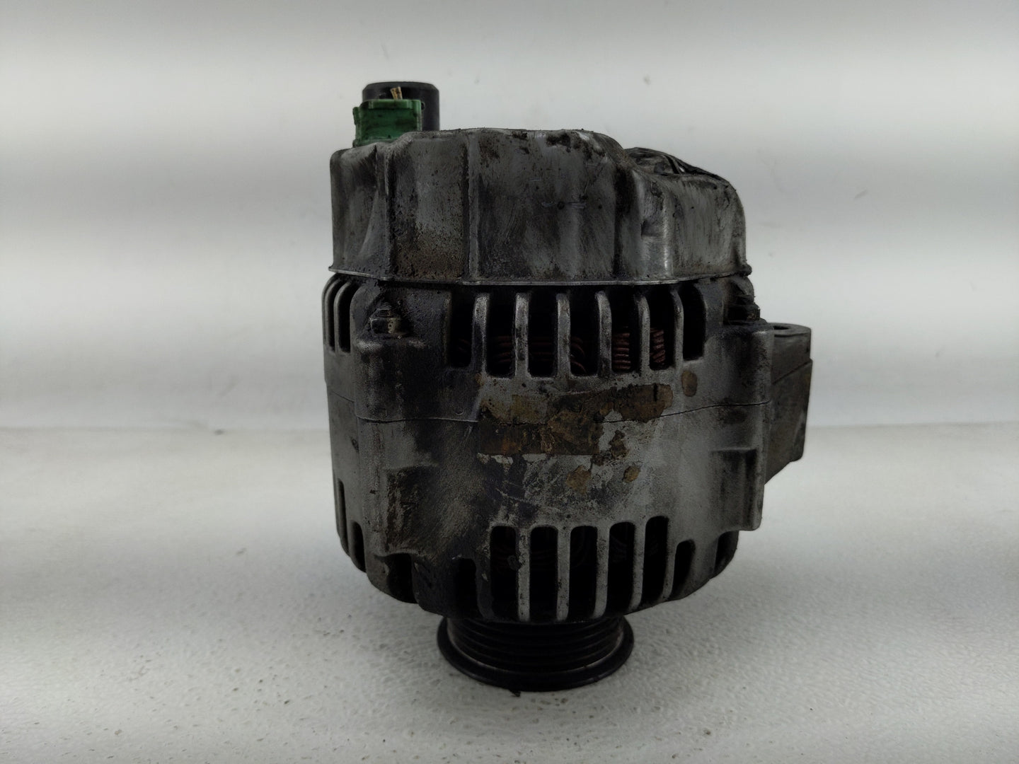 1999-2001 Honda Odyssey Alternator Replacement Generator Charging Assembly Engine OEM Fits Fits 1999 2000 2001 OEM Used Auto