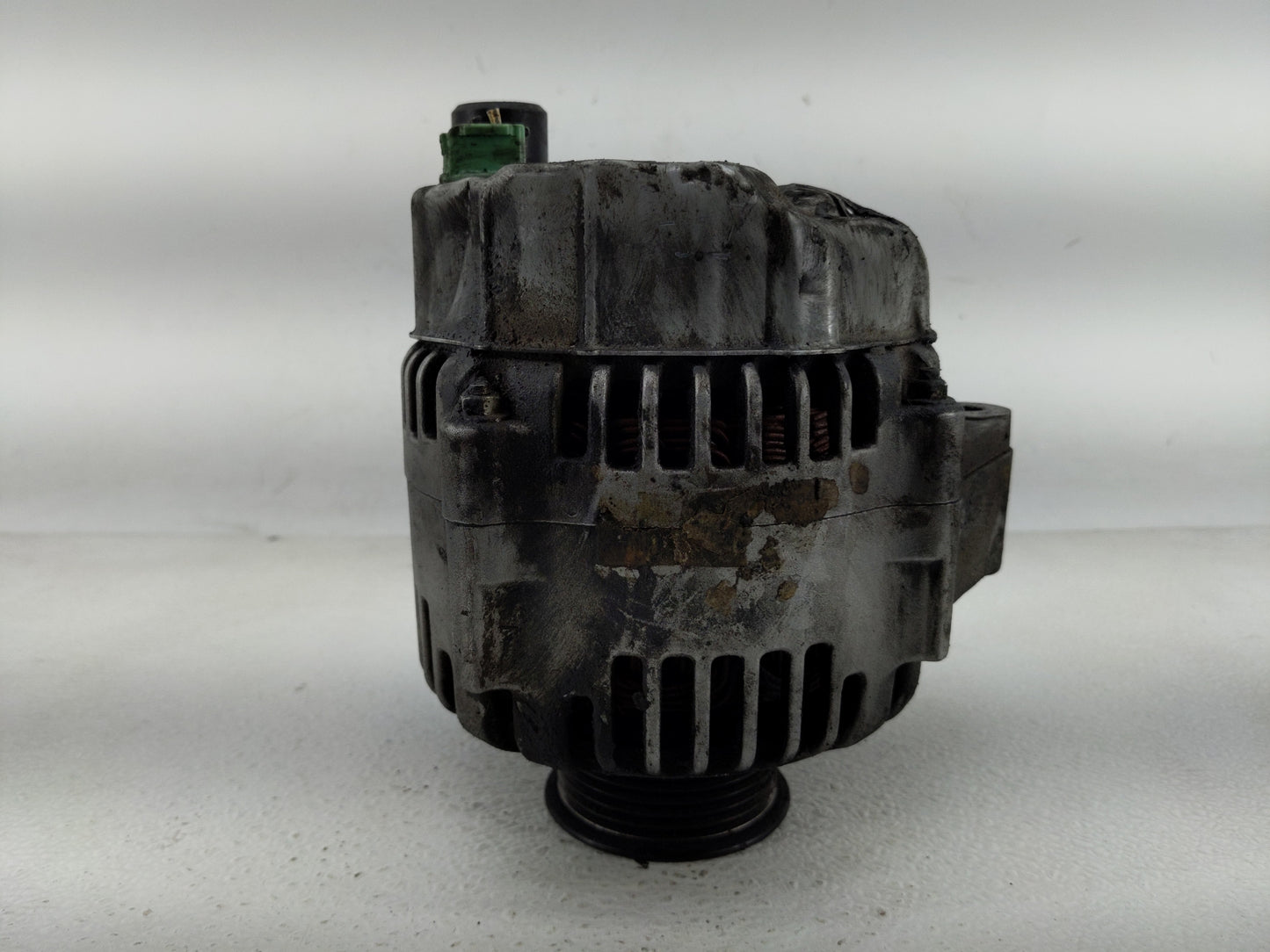 1999-2001 Honda Odyssey Alternator Replacement Generator Charging Assembly Engine OEM Fits Fits 1999 2000 2001 OEM Used Auto