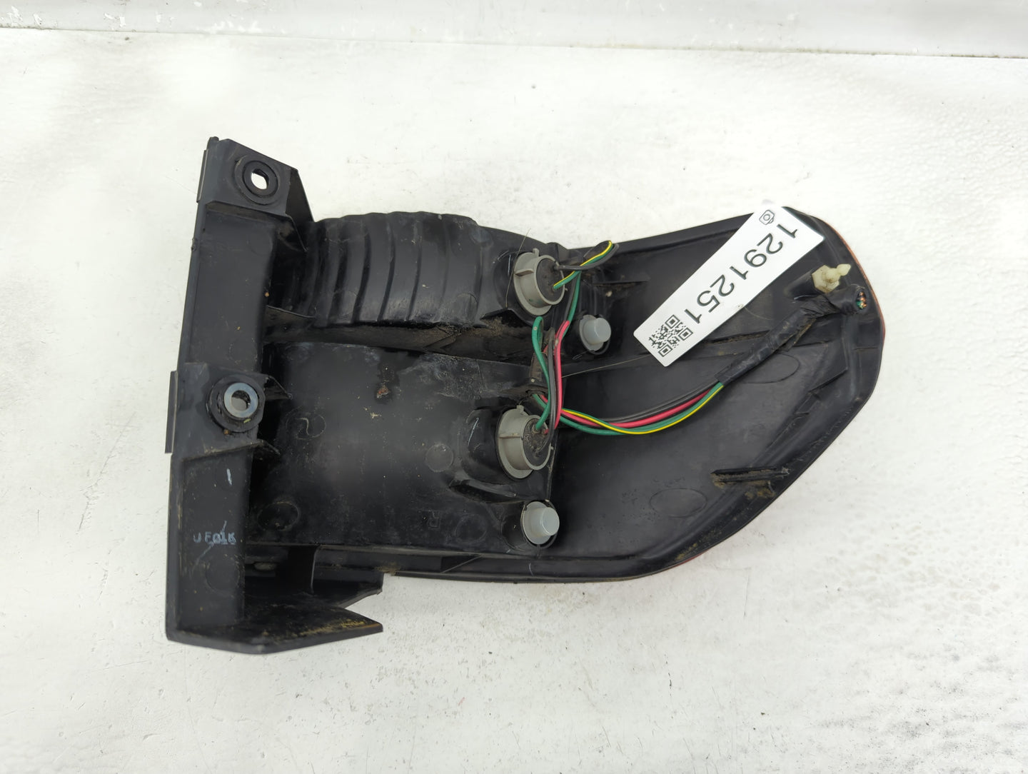 1999-2001 Honda Odyssey Tail Light Assembly Passenger Right OEM Fits Fits 1999 2000 2001 OEM Used Auto Parts - Oemusedautopa