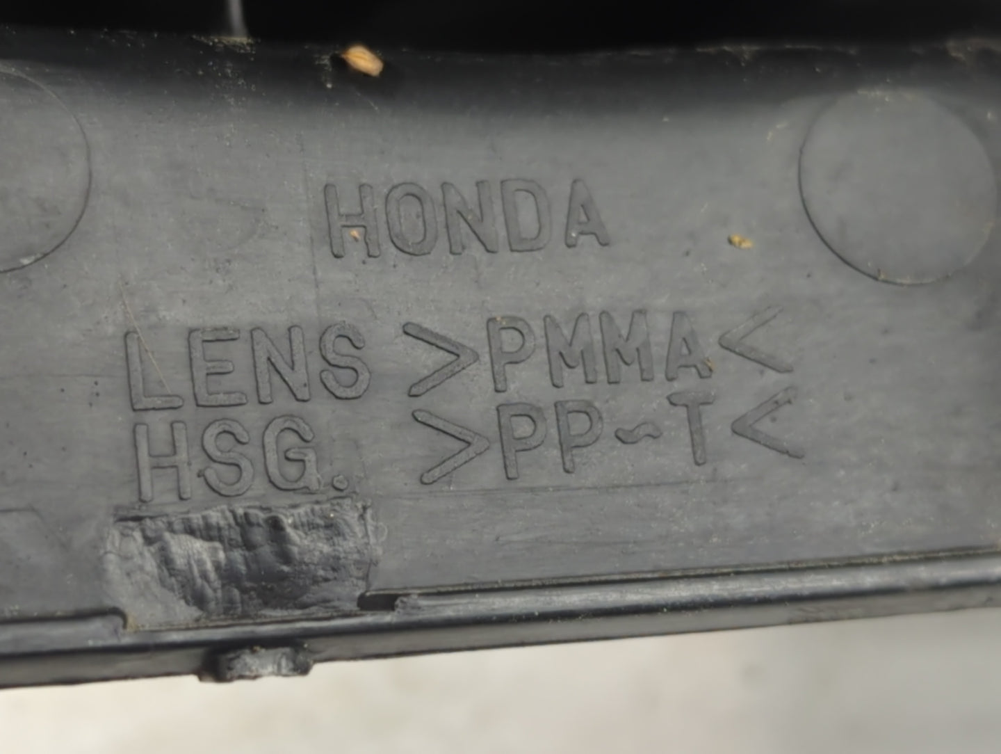 1999-2001 Honda Odyssey Tail Light Assembly Passenger Right OEM Fits Fits 1999 2000 2001 OEM Used Auto Parts - Oemusedautopa