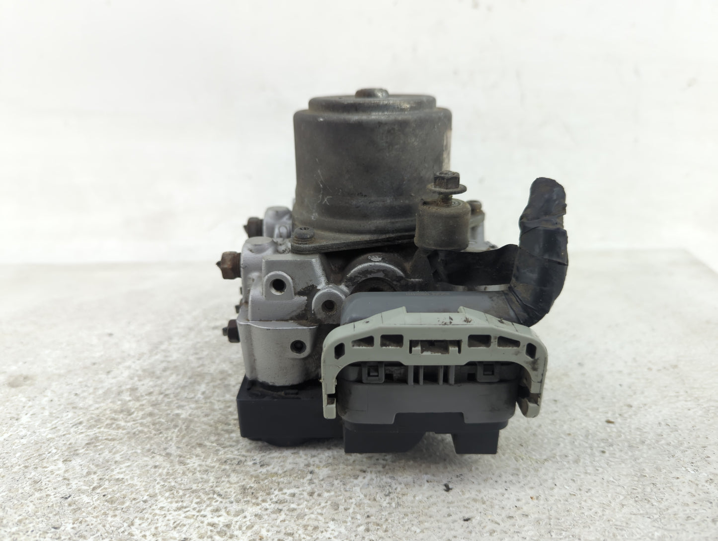 1999-2004 Honda Odyssey ABS Pump Control Module Replacement P/N:X8V03V1-0384 Fits Fits 1999 2000 2001 2002 2003 2004 OEM Use