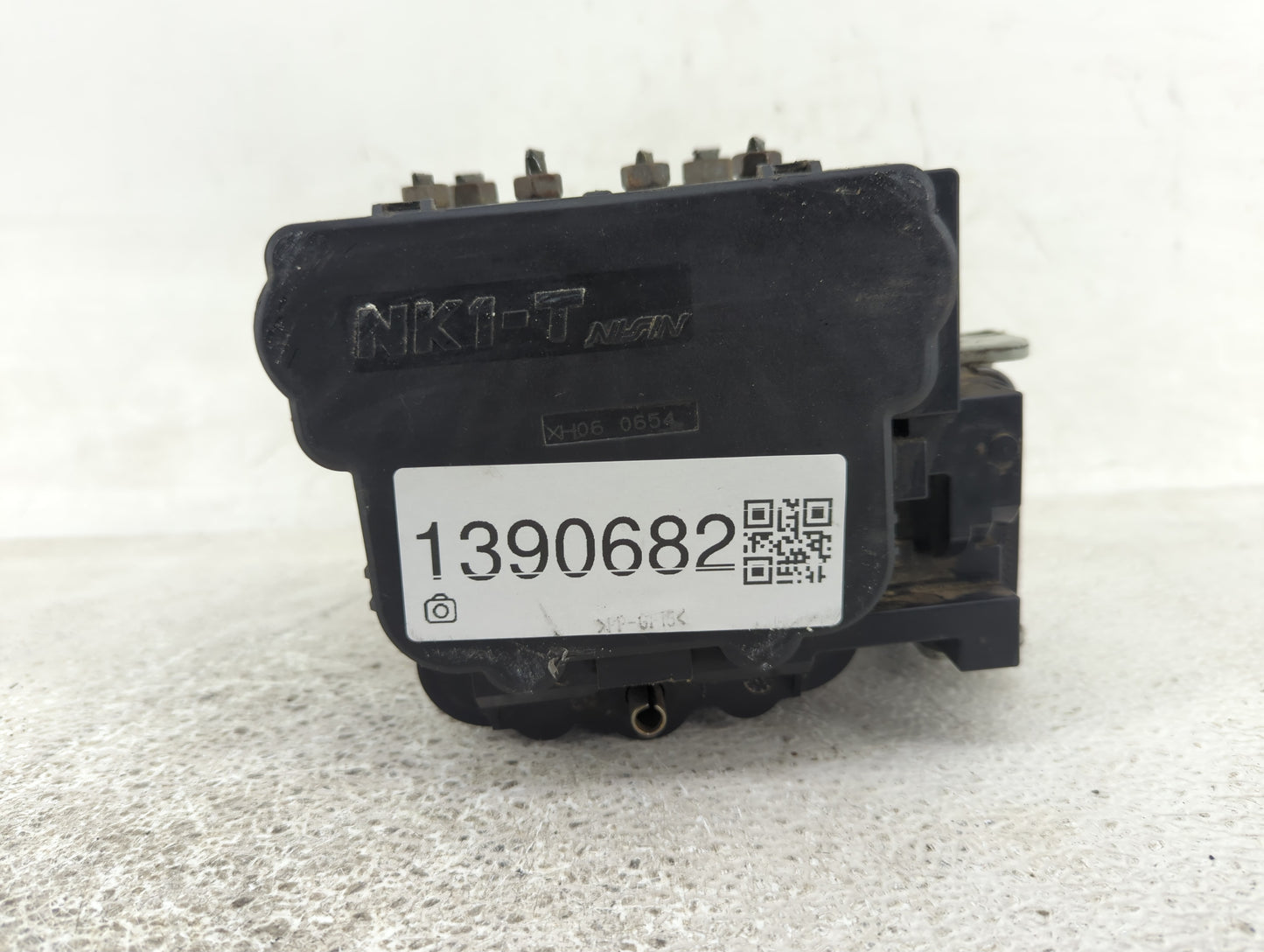 1999-2004 Honda Odyssey ABS Pump Control Module Replacement P/N:X8V03V1-0384 Fits Fits 1999 2000 2001 2002 2003 2004 OEM Use