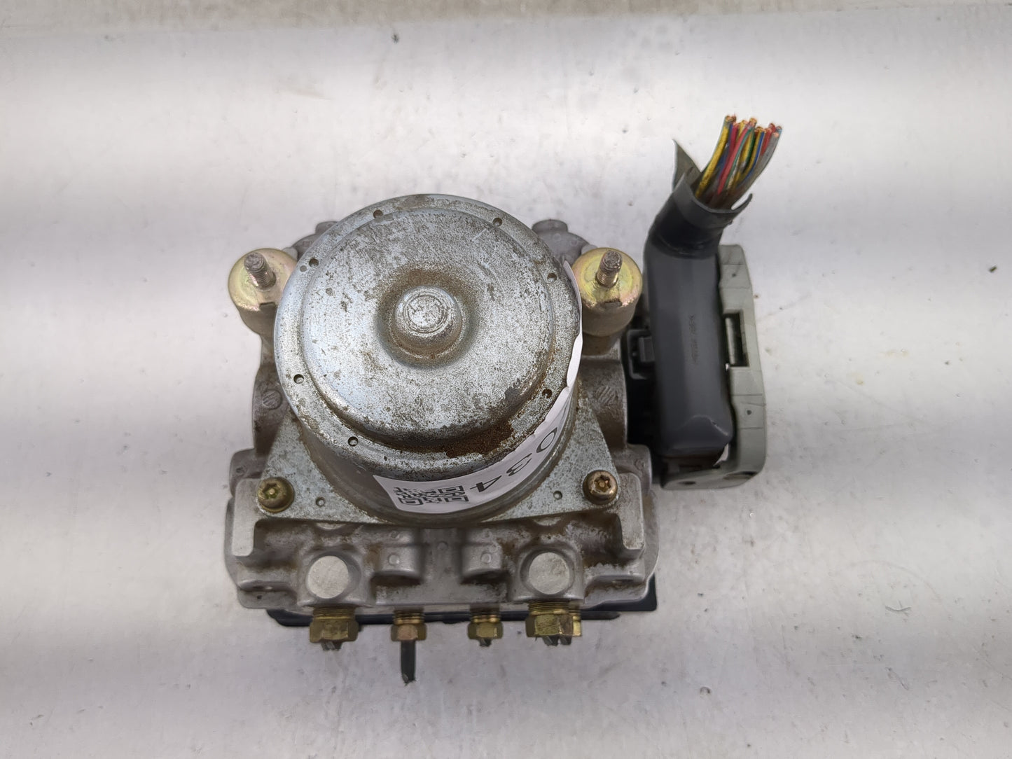 1999-2004 Honda Odyssey ABS Pump Control Module Replacement P/N:X8V03V1-0384 Fits Fits 1999 2000 2001 2002 2003 2004 OEM Use
