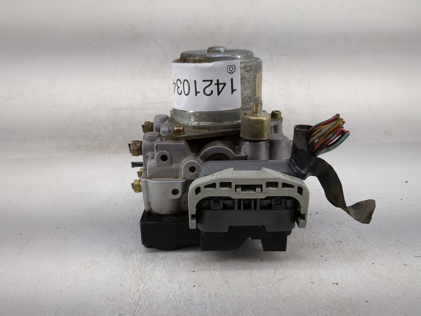 1999-2004 Honda Odyssey ABS Pump Control Module Replacement P/N:X8V03V1-0384 Fits Fits 1999 2000 2001 2002 2003 2004 OEM Use