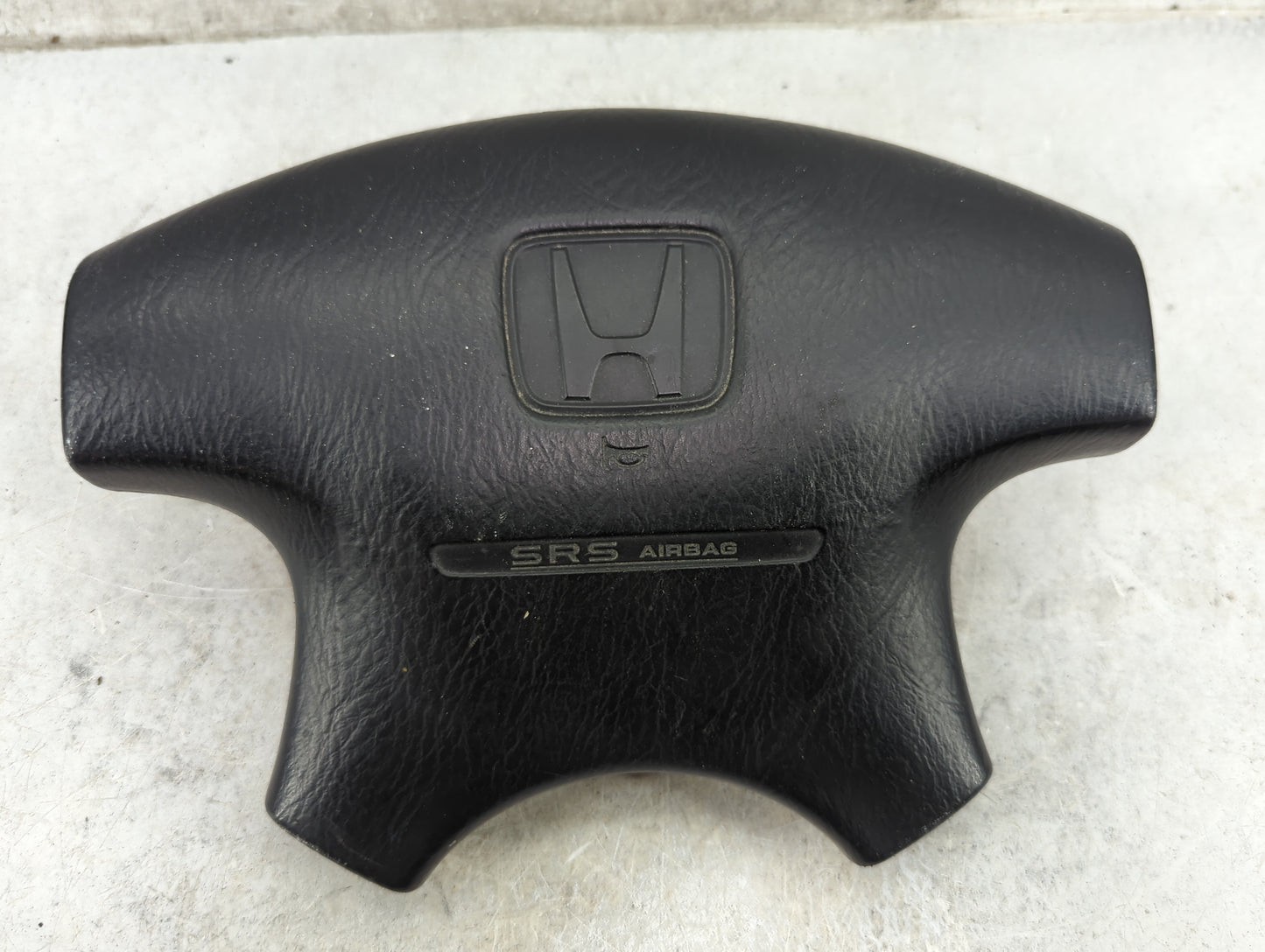 1999-2001 Honda Odyssey Air Bag Driver Left Steering Wheel Mounted P/N:HTK1AP374 77800-S84-A810-M1 Fits Fits 1998 1999 2000 