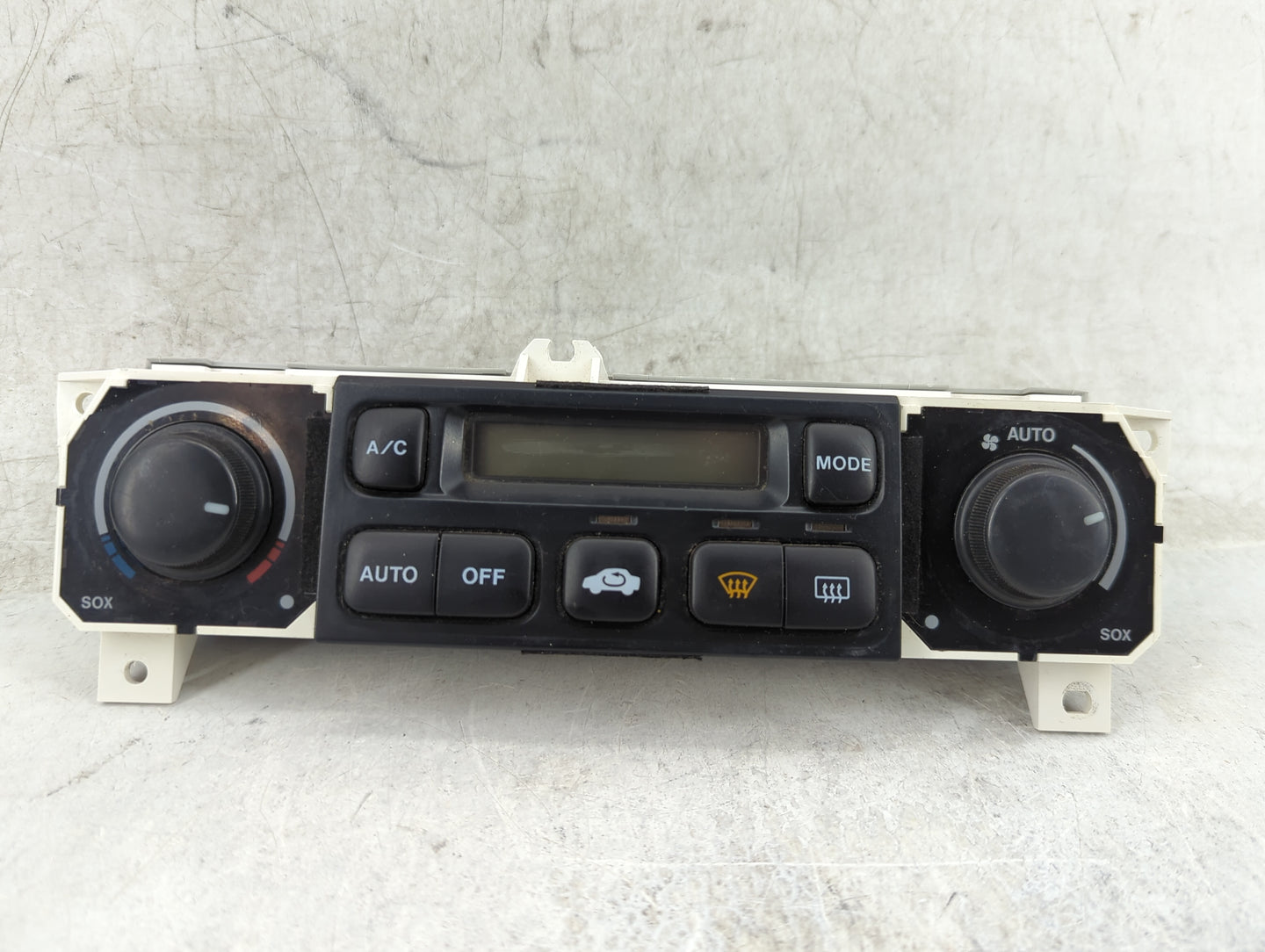 1999 Honda Odyssey Climate Control Module Temperature AC/Heater Replacement P/N:50X-A499M Fits OEM Used Auto Parts - Oemused