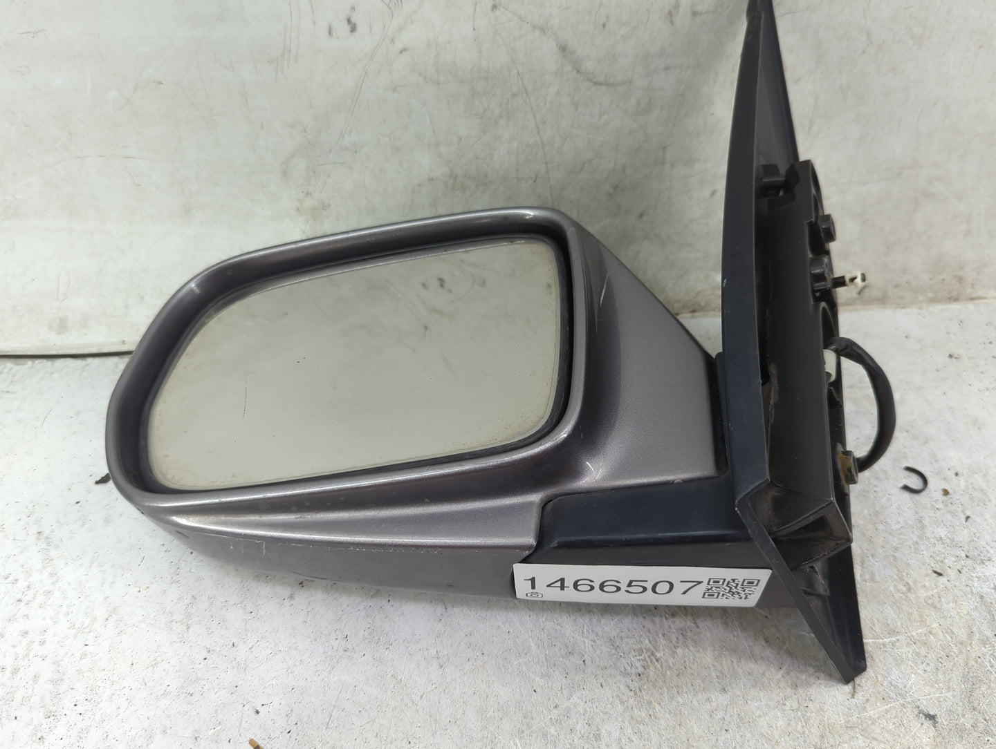 1999 Honda Odyssey Driver Side View Mirror - Left Door Mirror OEM Used - Oemusedautoparts1.com