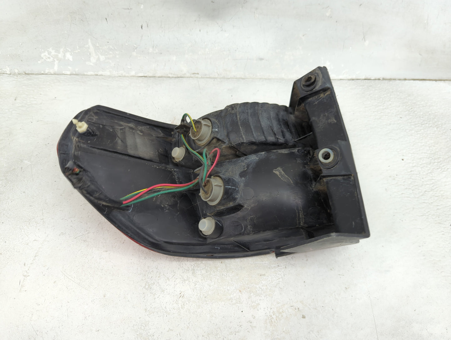 1999-2001 Honda Odyssey Tail Light Assembly Driver Left OEM P/N:17443 Fits Fits 1999 2000 2001 OEM Used Auto Parts - Oemused